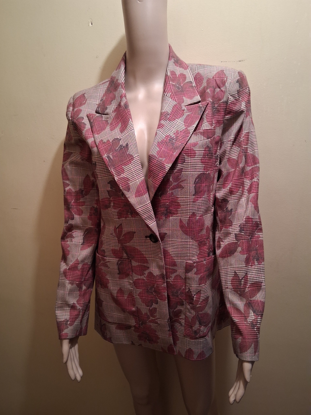 NEW with tags Isaac Mizrahi Sz 8 plaid blazer jacket roses pink beige